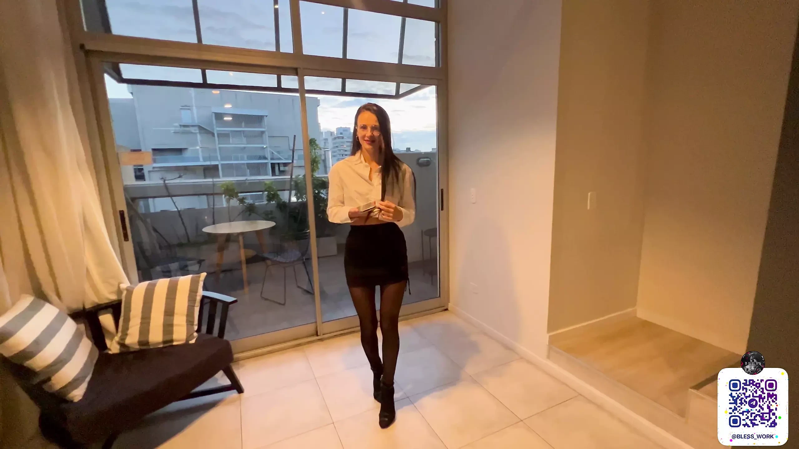 client-oriented realtor swallowed cock and spread her legs in front of a buyer to sell an apartment - Full XXX Movies | ePornHIT.