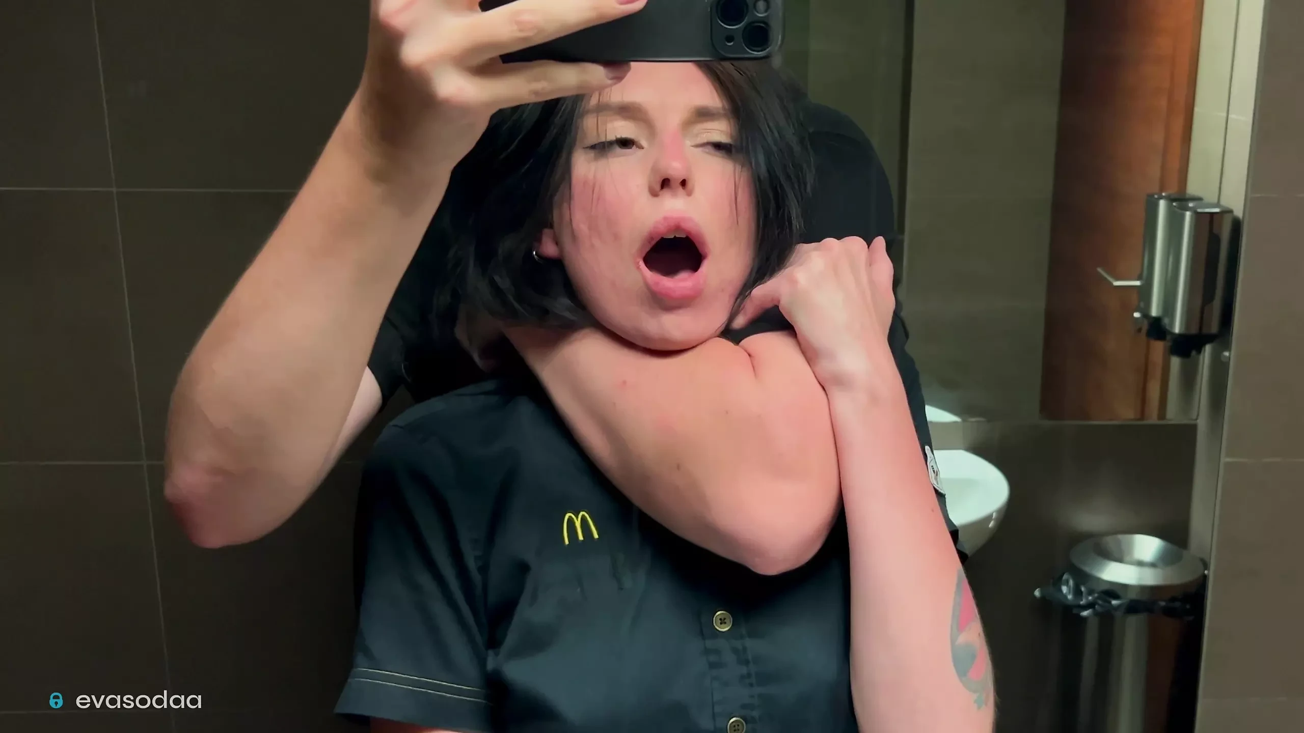 Fucked a McDonald's employee over spilled fanta! - Full XXX Movies | ePornHIT.